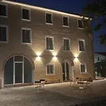 بيت ضيافة Ugo Luxury لوكا